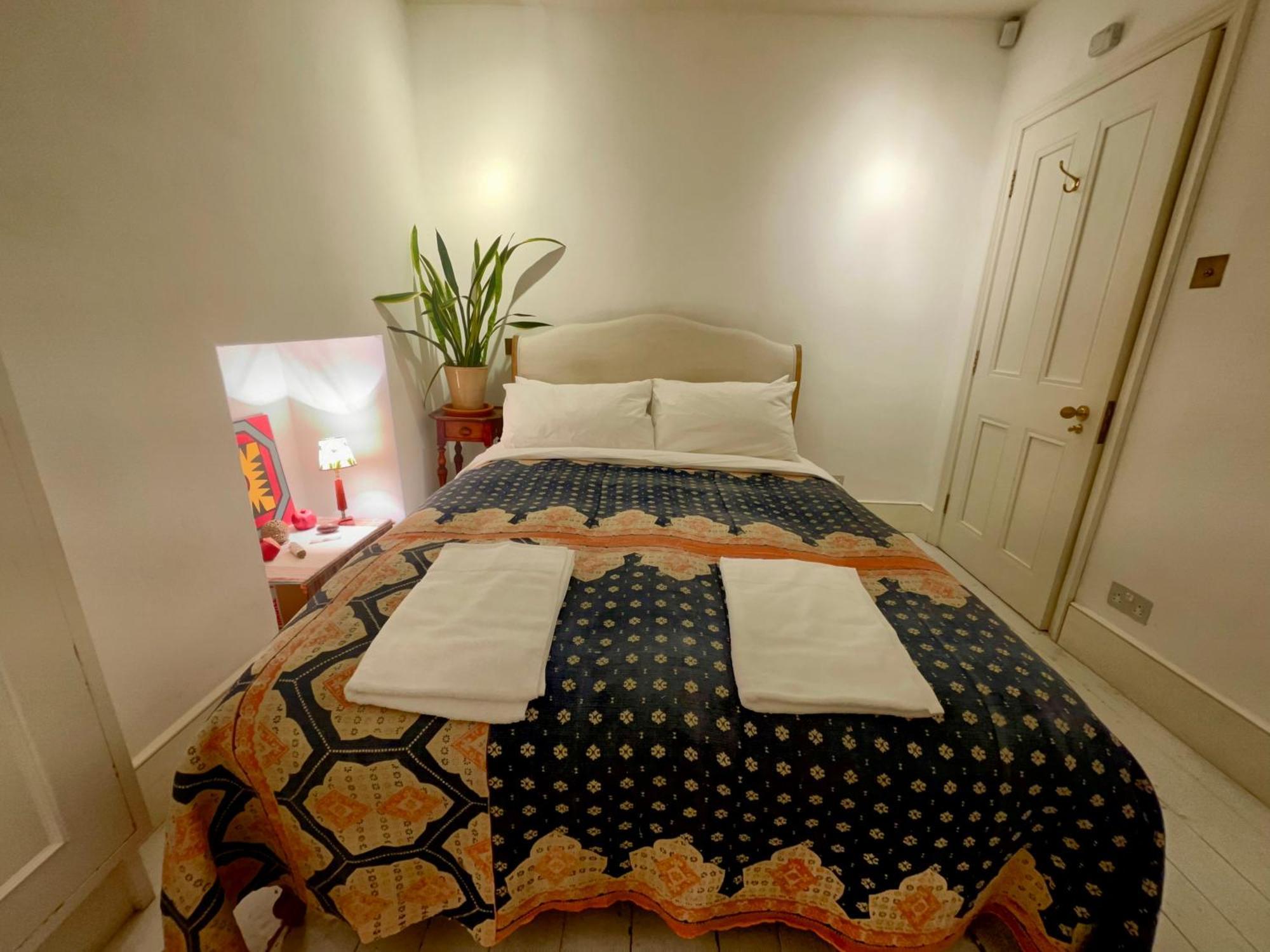 Notting Hill Flat *